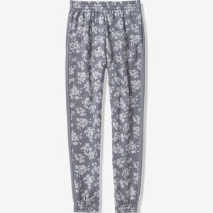 VS PINK Campus Joggers